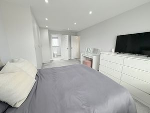 Photo 6- click for photo gallery